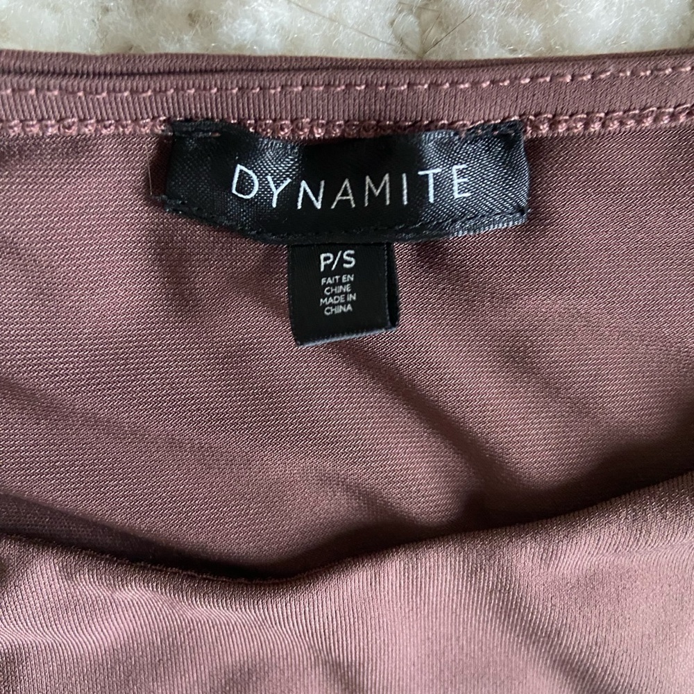 2 for 20$ 🤎 Dynamite Sculpt Crew Neck Twisted Top​​ - Picture 3 of 3